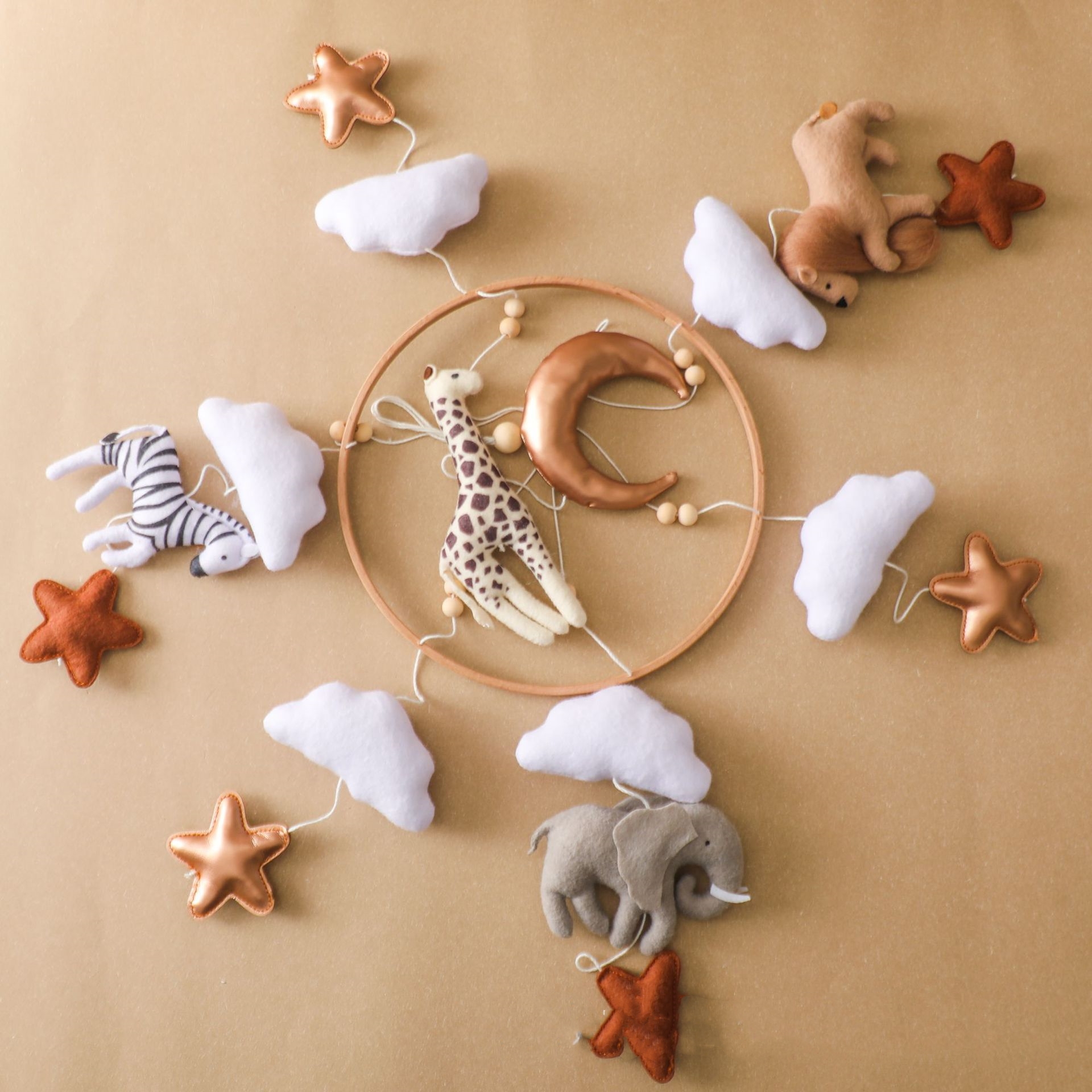 Hot Sale Nordic Handmade Felt  - Baby Nursery Hanging Decor 리뷰 및 가격